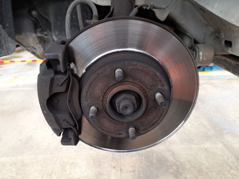 Recambio de mangueta delantera izquierda para ford fiesta v (jh_, jd_) 1.4 16v referencia OEM IAM   