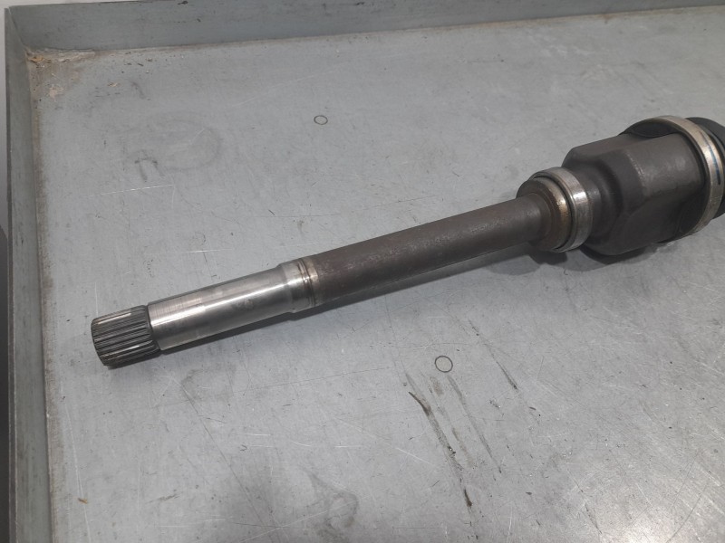 Recambio de transmision delantera derecha para peugeot 5008 ii (mc_, mj_, mr_, m4_) 1.2 (mrhnyh, mrhnyw, mrhnsj, mrhnsu, mrhnsm)