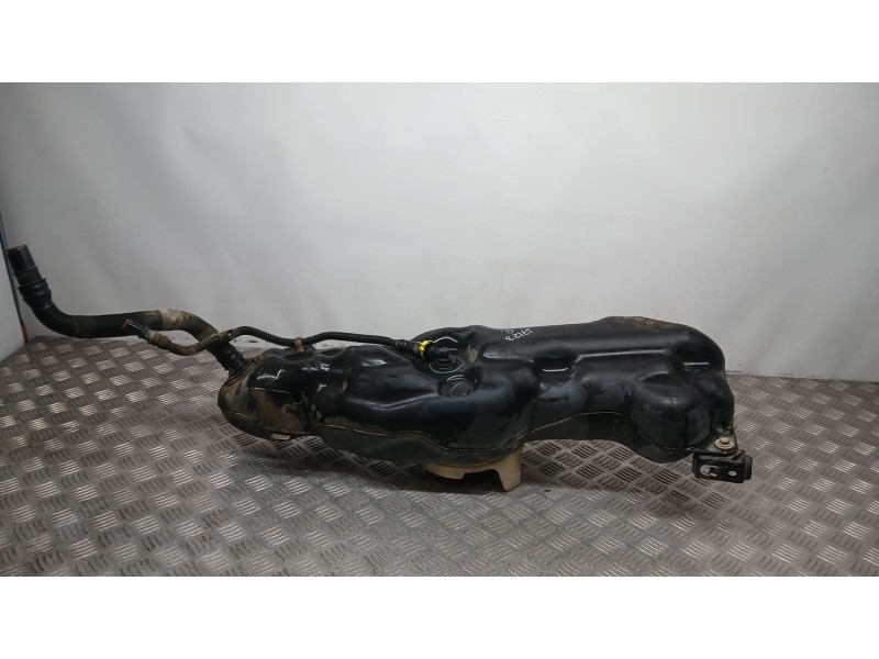 Recambio de deposito adblue para toyota land cruiser prado (_j15_) 2.8 d-4d (gdj150_, gdj155_, gdj150) referencia OEM IAM 778006