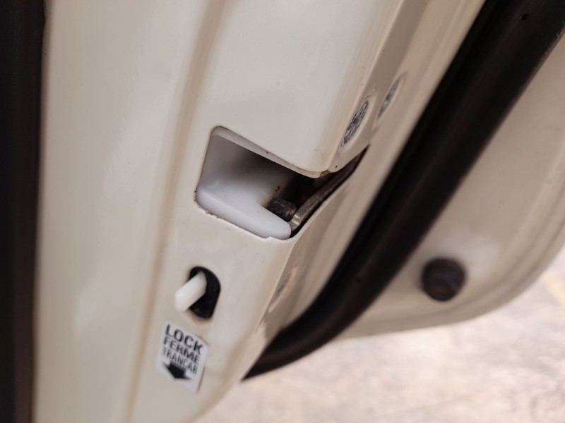 Recambio de cerradura puerta trasera derecha para rover 45 i sedán (rt) 1.6 referencia OEM IAM   