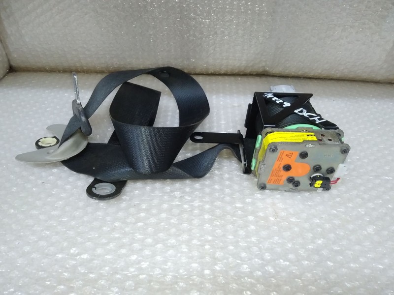 Recambio de pretensor airbag derecho para toyota auris luna referencia OEM IAM   