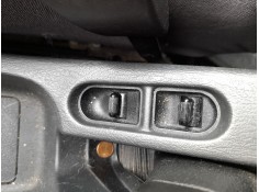 MANDO ELEVALUNAS DELANTERO DERECHO CUH102060 