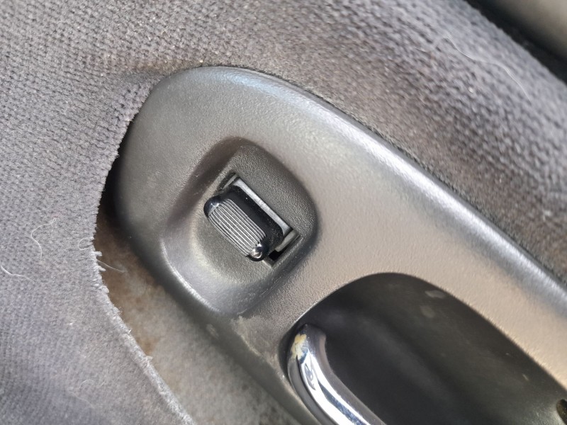 Recambio de mando elevalunas trasero derecho para rover 45 i sedán (rt) 1.6 referencia OEM IAM   