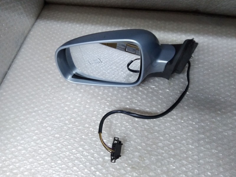 Recambio de retrovisor izquierdo para volkswagen passat berlina (3b3) highline referencia OEM IAM NVE2311 5 CABLES ELECTRICO