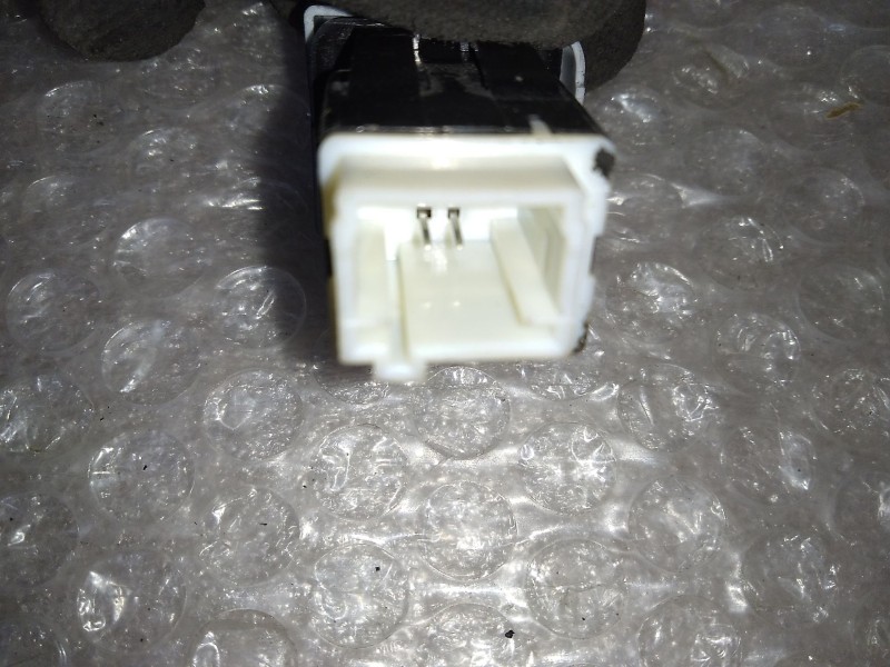 Recambio de warning para peugeot partner kasten furgon referencia OEM IAM 9817043077  