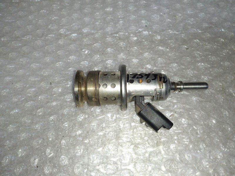 Recambio de inyector adblue para peugeot partner kasten furgon referencia OEM IAM 9813930180  