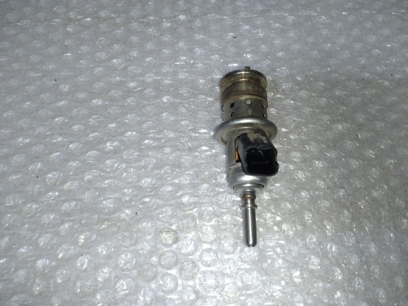 Recambio de inyector adblue para peugeot partner kasten furgon referencia OEM IAM 9813930180  