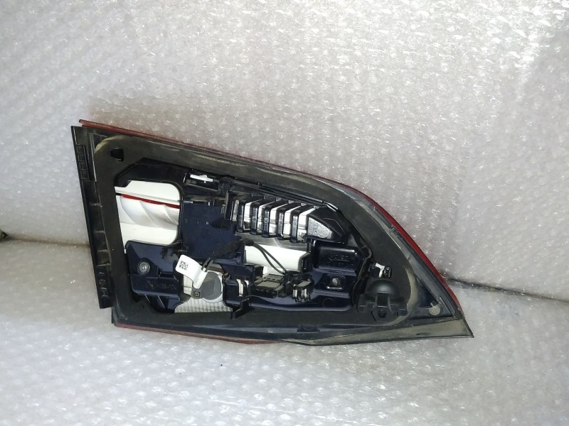 Recambio de piloto trasero derecho para opel astra k sports tourer excellence start/stop referencia OEM IAM 39077383 VALEO INTER