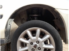 PLASTICO PASE RUEDA DEL. DCH. CLF101380 