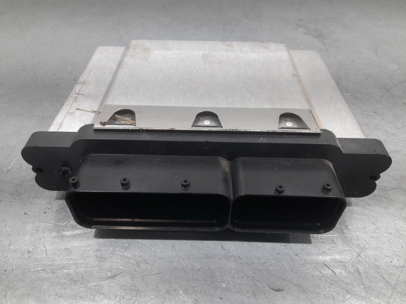 Recambio de centralita motor uce para seat leon (5f1) fr referencia OEM IAM 04E907309BH 0261S1269 BOSCH