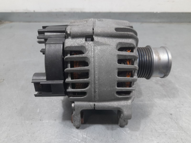 Recambio de alternador para seat leon (5f1) fr referencia OEM IAM 04E903015  