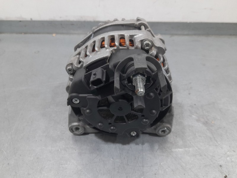 Recambio de alternador para nissan micra v (k14) acenta referencia OEM IAM 231005FD1A  