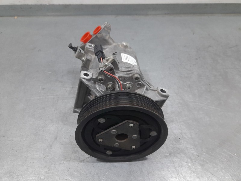 Recambio de compresor aire acondicionado para nissan micra v (k14) acenta referencia OEM IAM 926003VC6B  