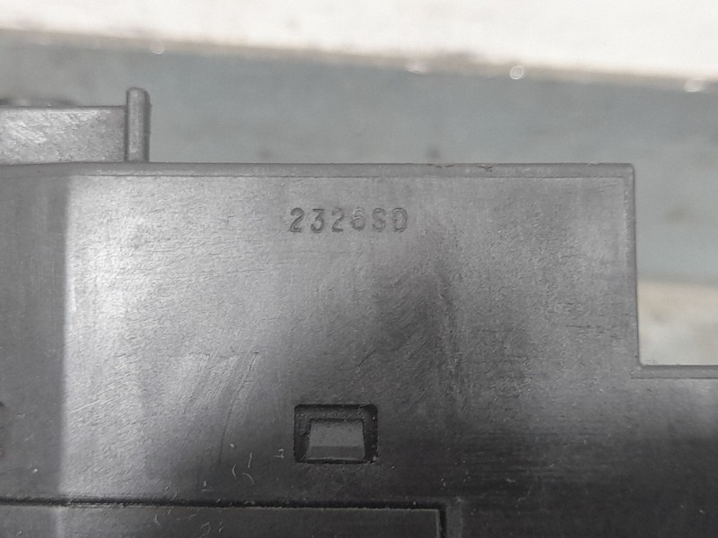 Recambio de mando luces y limpia para nissan juke (f15) acenta referencia OEM IAM 255601KK0A  