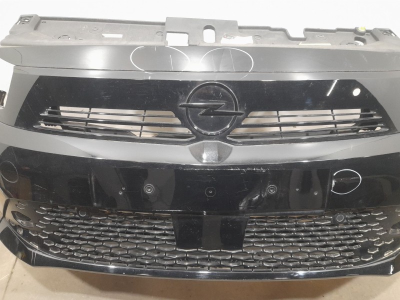 Recambio de paragolpes delantero para opel corsa f gs referencia OEM IAM 166383581T  