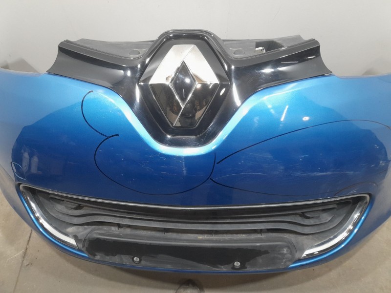 Recambio de paragolpes delantero para renault zoe ze.40 electric intens referencia OEM IAM 620226455R  TOCADO