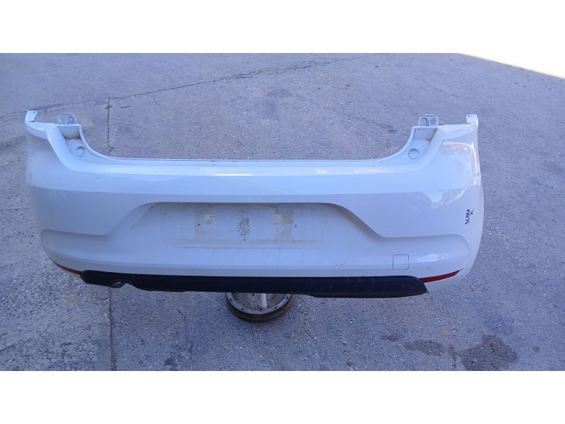 Recambio de paragolpes trasero para renault clio v (b7_) 1.0 lpg (b7mt) referencia OEM IAM 850226333R ROZADO 