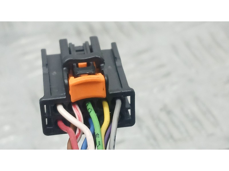 Recambio de retrovisor izquierdo para citroën c4 iii (ba_, bb_, bc_) 1.5 bluehdi 130 (bbyhzb) referencia OEM IAM 1682091180 ELEC