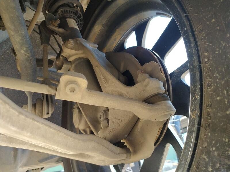 Recambio de mangueta delantera izquierda para bmw i3 (i01) electric referencia OEM IAM 31216852159  