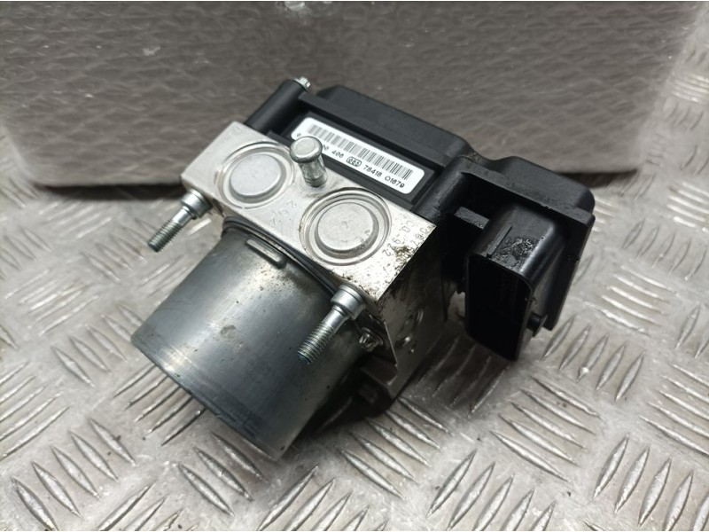 Recambio de abs para citroën c4 berlina collection referencia OEM IAM 9661386780 0265231508 BOSCH