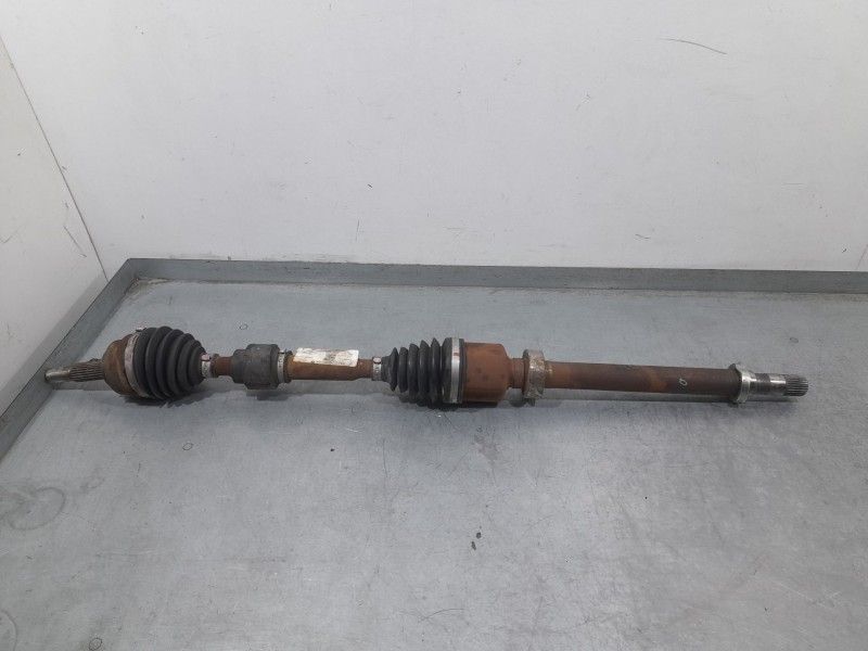 Recambio de transmision delantera derecha para dacia sandero stepway referencia OEM IAM 391003037R  NEXTEER