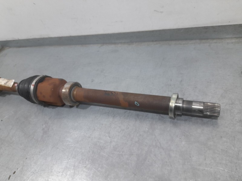 Recambio de transmision delantera derecha para dacia sandero stepway referencia OEM IAM 391003037R  NEXTEER