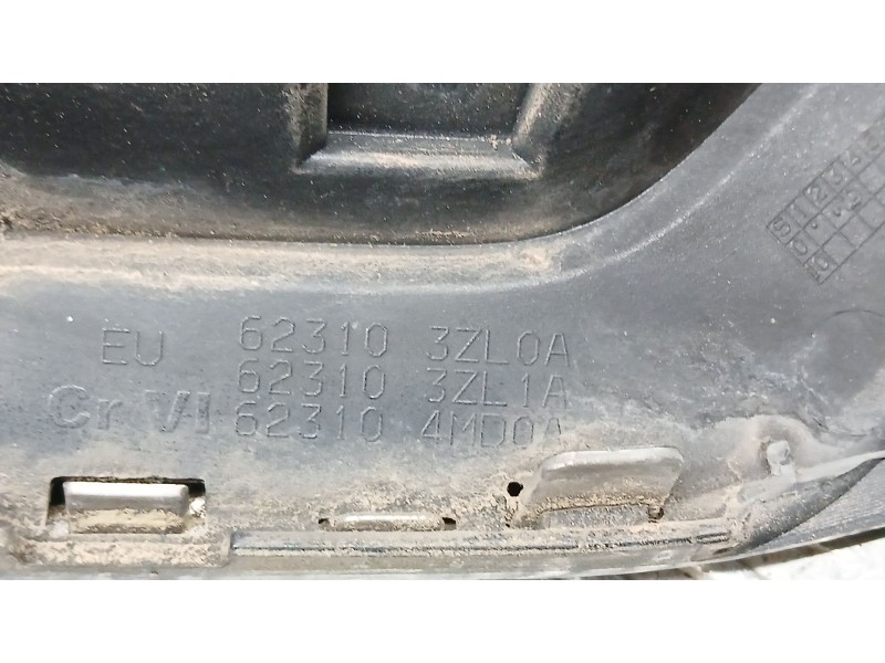 Recambio de rejilla delantera para nissan pulsar hatchback (c13) 1.5 dci referencia OEM IAM 623103ZL1A PATA ROTA 