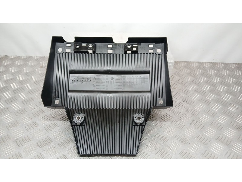Recambio de tapa motor para fiat scudo furgoneta e-scudo (507) referencia OEM IAM 9828879280  