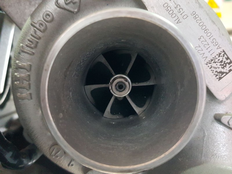 Recambio de motor completo para jeep compass limited 4x2 referencia OEM IAM 651925  