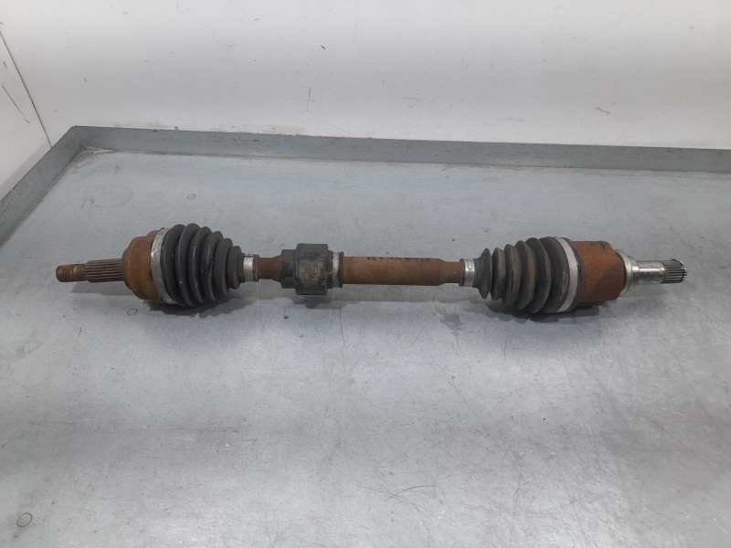 Recambio de transmision delantera izquierda para dacia sandero stepway referencia OEM IAM 391011411R  NEXTEER