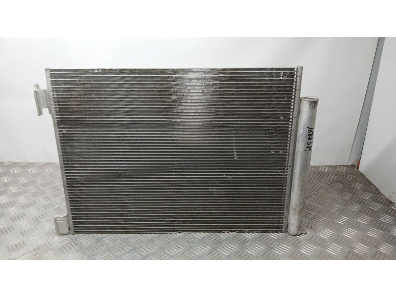 Recambio de condensador / radiador aire acondicionado para dacia sandero iii 1.0 tce 90 referencia OEM IAM 921005FA0A VALEO T568