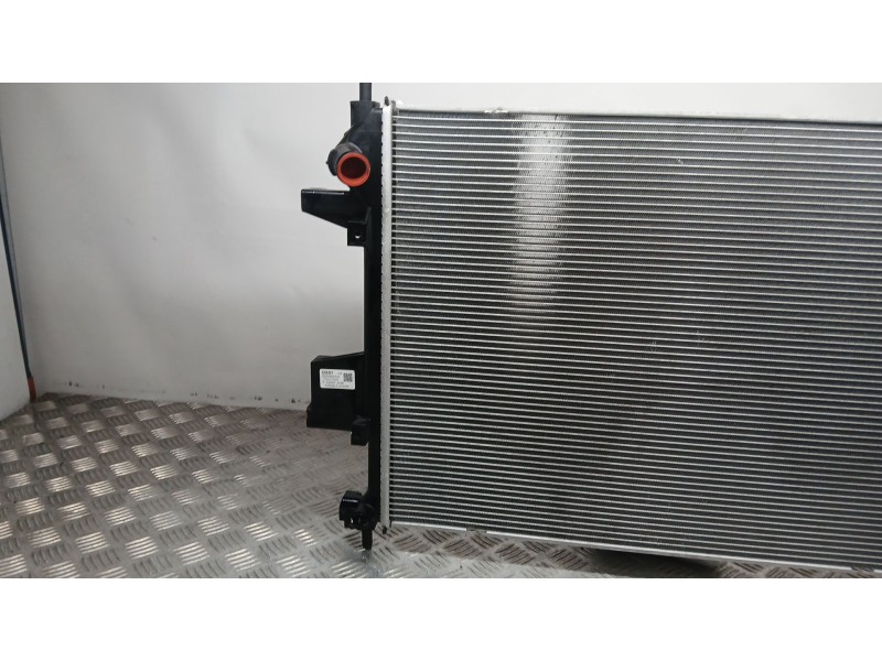 Recambio de radiador agua para jaecoo 7 phev 1.5 tgdi 255kw referencia OEM IAM 302000021AA CHERY 302001734AA