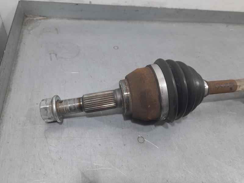 Recambio de transmision delantera izquierda para nissan juke (f15) acenta referencia OEM IAM 391011KA0A  