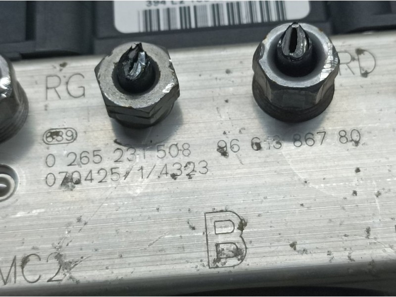 Recambio de abs para citroën c4 berlina collection referencia OEM IAM 9661386780 0265231508 BOSCH