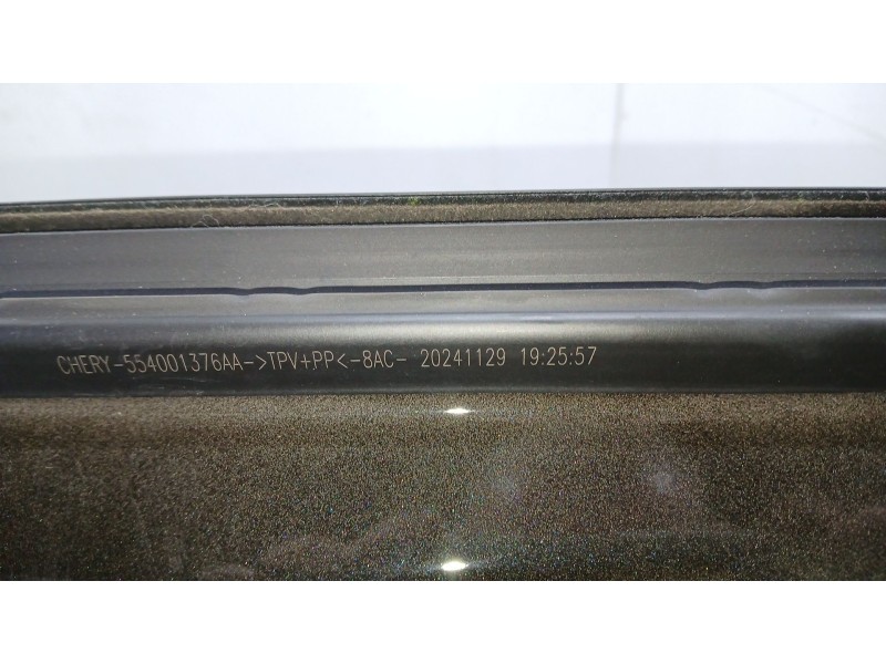 Recambio de puerta delantera derecha para jaecoo 7 phev 1.5 tgdi 255kw referencia OEM IAM 554001376AA  