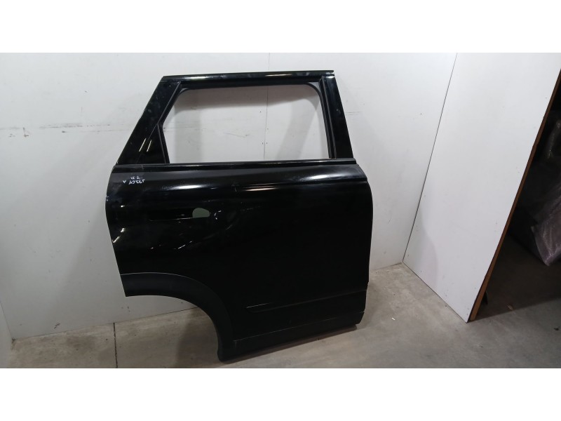 Recambio de puerta trasera derecha para jaecoo 7 phev 1.5 tgdi 255kw referencia OEM IAM 554001378AA  