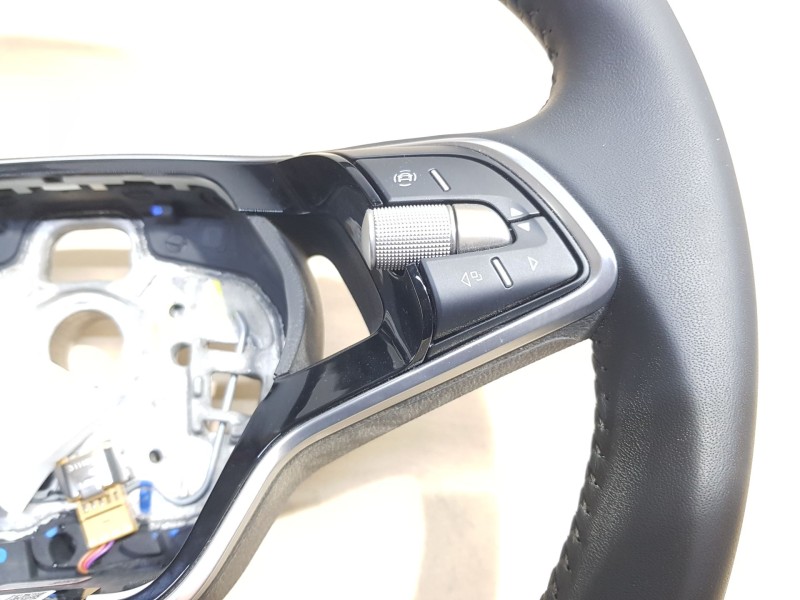 Recambio de volante para skoda octavia iv (nx3, nn3, pv3) 1.5 tsi referencia OEM IAM 5E3419093DA  