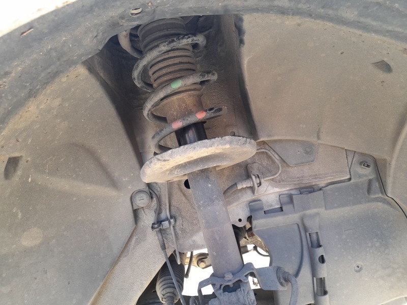 Recambio de amortiguador delantero derecho para dacia dokker furgoneta/monovolumen 1.5 dci (feaj) referencia OEM IAM   