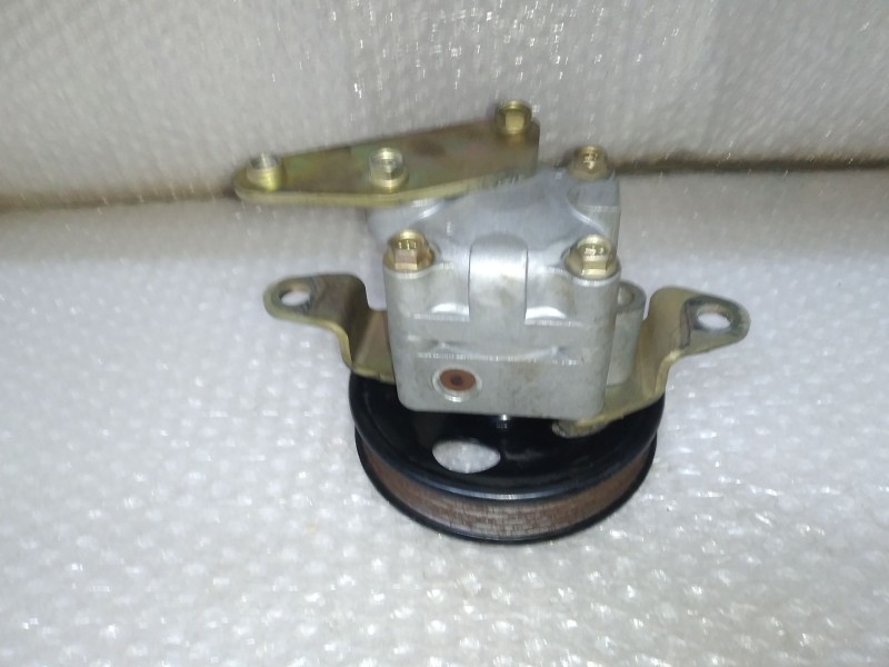 Recambio de bomba direccion para nissan x-trail (t30) edition elegance referencia OEM IAM 6X134153 8H305 UNISIA JECS