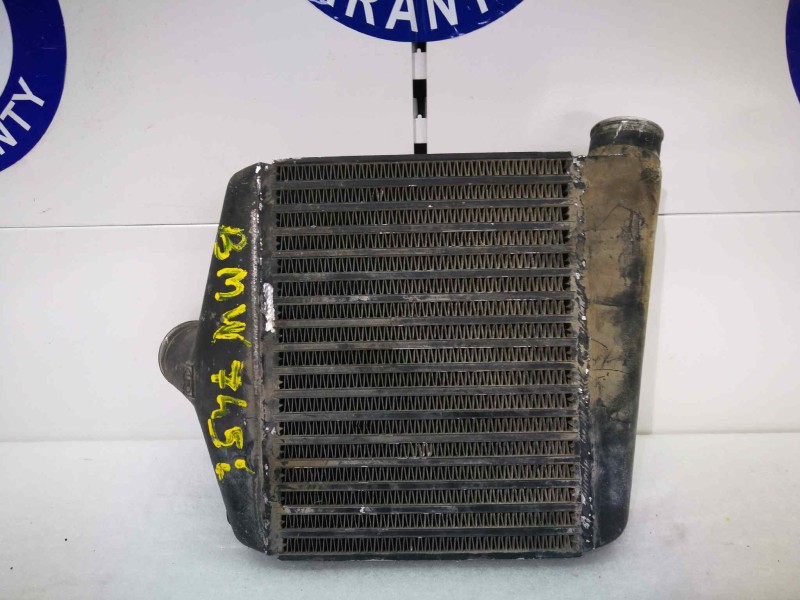 Recambio de intercooler para bmw serie 7 (e23) 3.5 cat referencia OEM IAM 37098211  