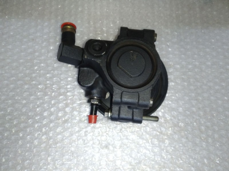 Recambio de bomba direccion para ford focus berlina (cak) ghia referencia OEM IAM HBDFX 0BB2912 
