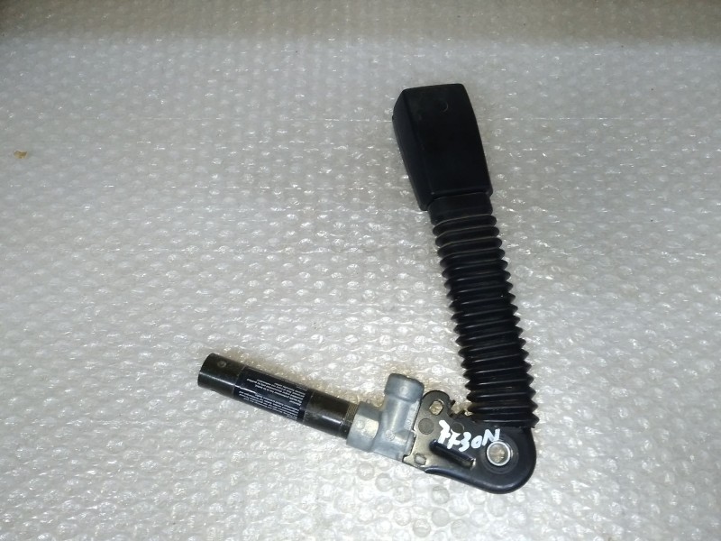 Recambio de pretensor airbag derecho para bmw serie 3 coupe (e46) 320 ci referencia OEM IAM 8257788R  