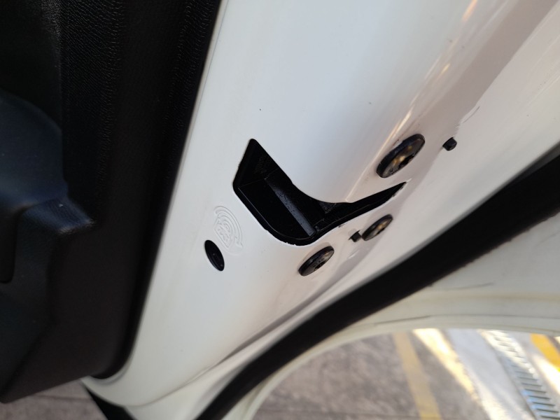 Recambio de cerradura puerta trasera derecha para citroën c4 iii (ba_, bb_, bc_) 1.5 bluehdi 130 (bbyhzb) referencia OEM IAM   