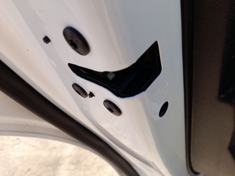 Recambio de cerradura puerta trasera izquierda para citroën c4 iii (ba_, bb_, bc_) 1.5 bluehdi 130 (bbyhzb) referencia OEM IAM  