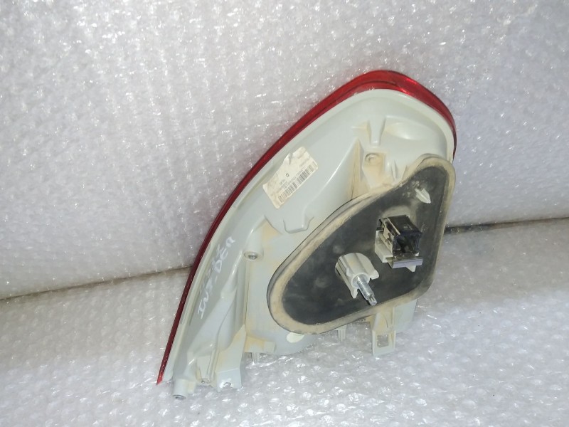 Recambio de piloto trasero derecho para peugeot 2008 (--.2013) active referencia OEM IAM 967804580 TETON ROTO INTERIOR