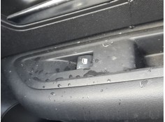 MANDO ELEVALUNAS DELANTERO DERECHO 98044803ZD 