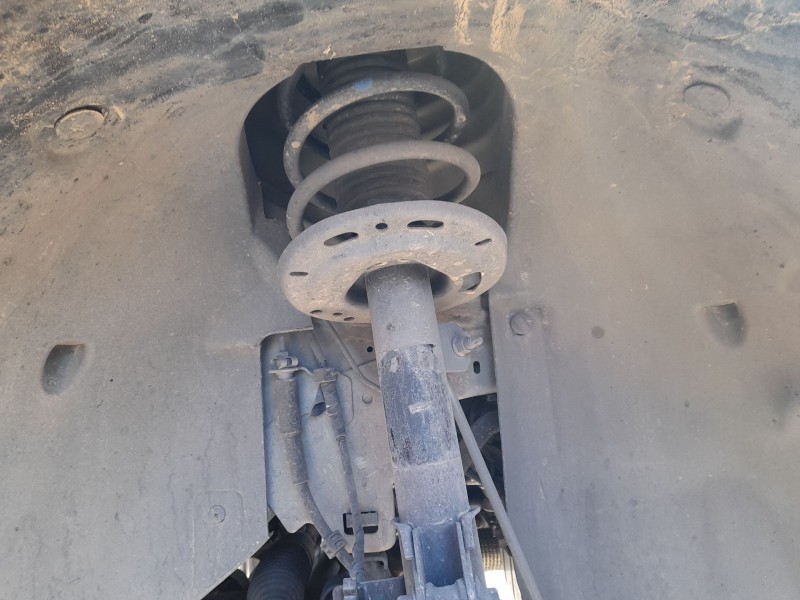 Recambio de amortiguador delantero derecho para citroën c4 iii (ba_, bb_, bc_) 1.5 bluehdi 130 (bbyhzb) referencia OEM IAM   