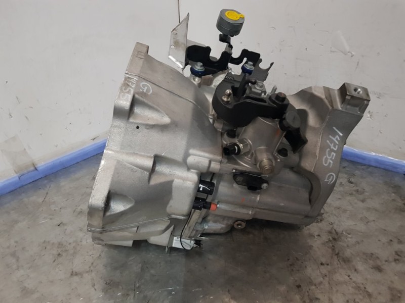 Recambio de caja cambios para ford kuga titanium referencia OEM IAM DG9R7002HC 260919 6VELOCIDADES