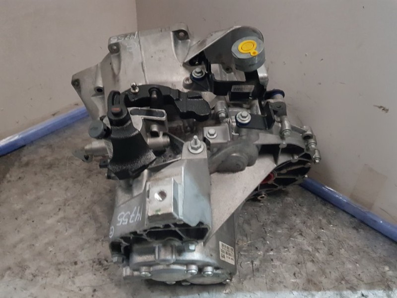 Recambio de caja cambios para ford kuga titanium referencia OEM IAM DG9R7002HC 260919 6VELOCIDADES