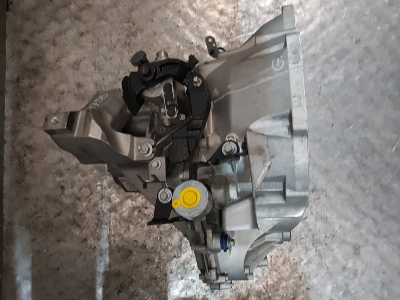 Recambio de caja cambios para ford kuga titanium referencia OEM IAM DG9R7002HC 260919 6VELOCIDADES